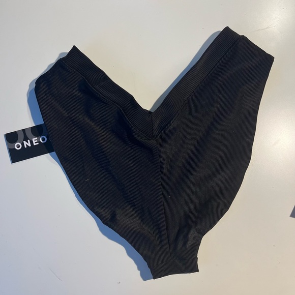 ONEONE Swimwear Jesse Bottoms - Picture 3 of 5
